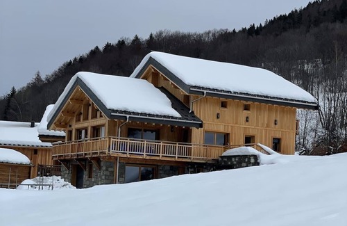 Les Avanchers-Valmorel Ski Chalet | Magnifique Chalet - Piscine & vue Exceptionnelle