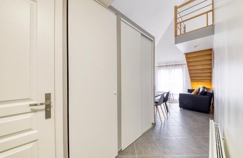Tremblay-en-France Apartment | Magnifique Duplex - CDG