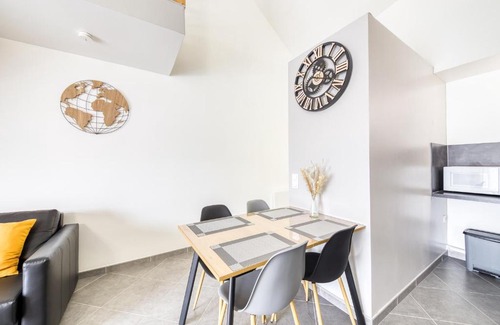 Tremblay-en-France Apartment | Magnifique Duplex - CDG