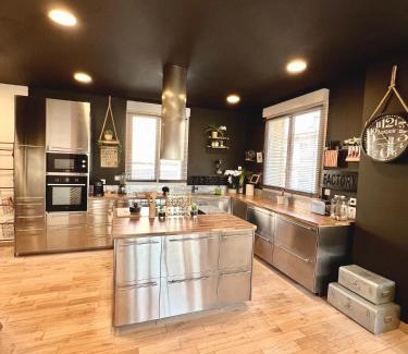 Tarascon Apartment | Magnifique loft atypique