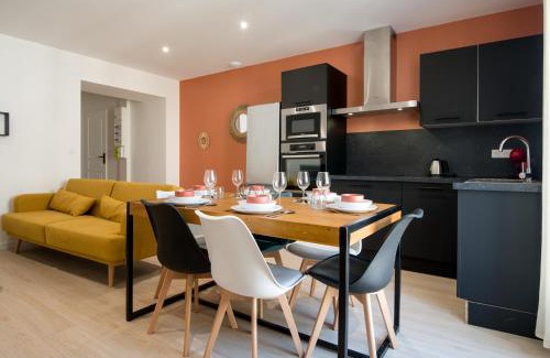 Rochefort Apartment | Magnifique T3 totalement rénové, hypercentre Rochefort, arrivée autonome !