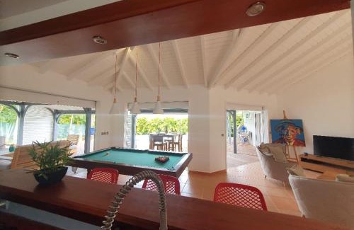 Baie-Mahault Villa | Magnifique Villa Domaine de Biglette