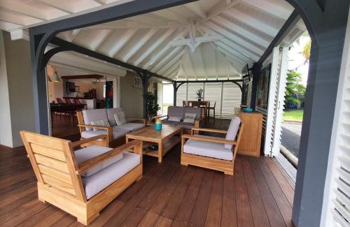 Baie-Mahault Villa | Magnifique Villa Domaine de Biglette