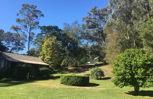 Grose Vale Cabin | Magnolia Cottage @ Hidden Valley Retreat Cottages
