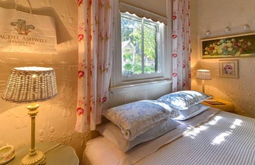 East Tamworth Cottage | MAGNOLIA Just for you ,Pool