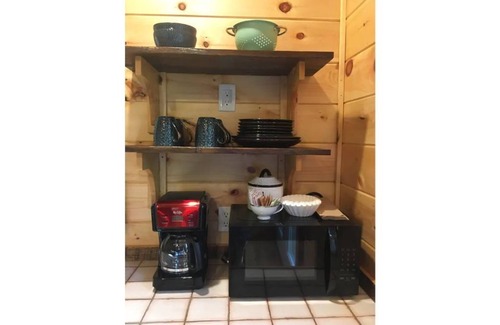 Clarkesville Cabin | Magnolia Tiny Home at Bleu Canoe