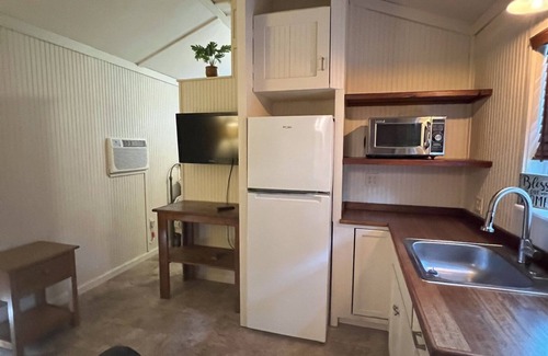 Magnolia House | Magnolia Tiny House in the Country