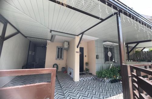 Angeles City House | Mago Nouveau Residence 3bdrm-3bath Subdivision