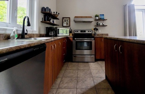 Magog Apartment | Magog, between lake and mountain