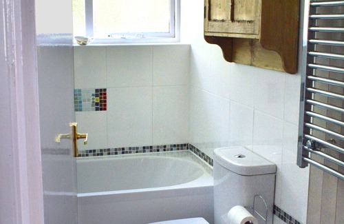 Polegate House | Magpie Cottage. The perfect country getaway - any time of year