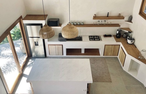 Popoyo Villa | MAHALO Charming 2-bedroom Villa Palmera on the beach with Pool, AC and Starlink!