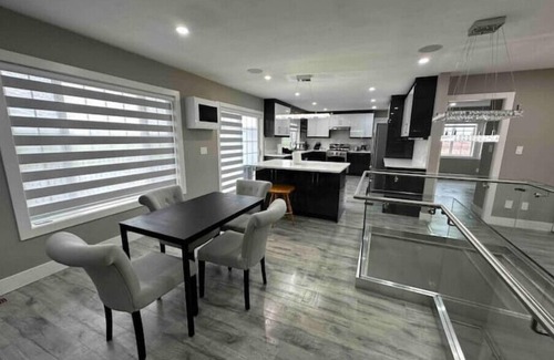 Deroche House | Mahil Estates - 3 BDRMn