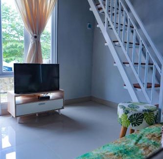 Balecatur Villa | Mahogany Garden Villa Jogja
