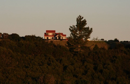Mahurangi West House | Mahurangi Manor yesteryear charm with modern convenience