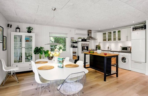 Rindby Strand House | "Maik" - 1.5km from the sea by Interhome