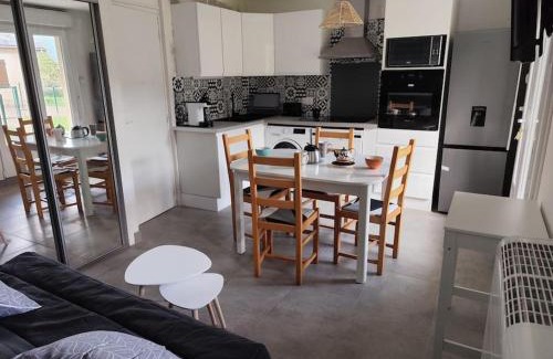 Bielle Apartment | Mailh- Massibé T2 5 pers près du ski linge de maison inclus parking tout confort jardin clos