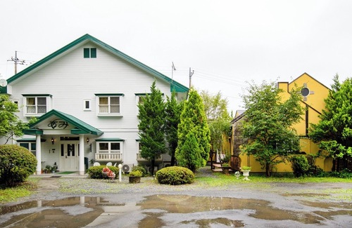 Nikko Hotel | Main building 2 adjoining Westernstyle rooms twin with bathroom toilet and shower booth/Nikko Tochigi