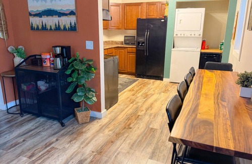 Spearfish Apartment | Main Level - King Beds - Patio - Laundry - Walk to downtown!