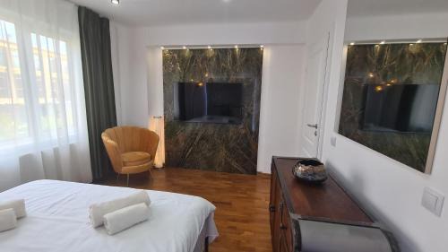 Old Town Apartment | Main square 5 star luxury apartment with view