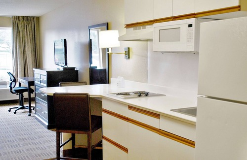 Winchester Hotel | MainStay Suites Las Vegas Convention Center