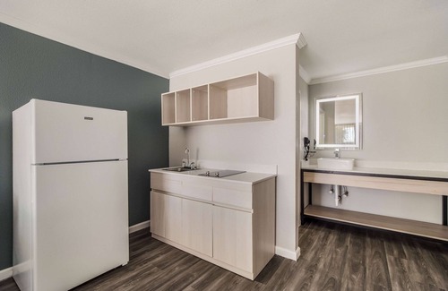 Florence Hotel | MainStay Suites