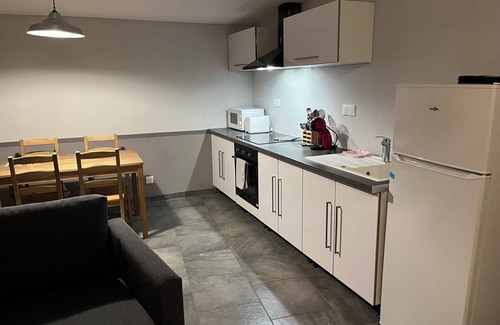 Henin-Beaumont House | Maison 1 Chambre 4 Couchages Tout Confort et Proche de Toutes Commodités