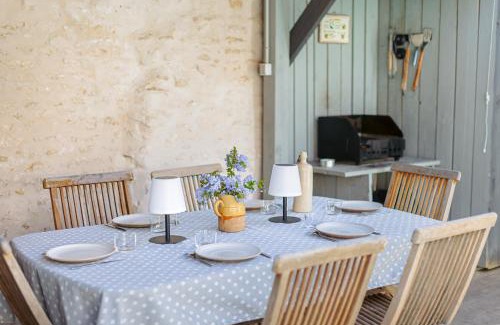 Le Chateau-d'Oleron House | Maison 4 chambres avec piscine