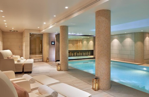 Les Halles Hotel | Maison Albar - Le Pont-Neuf