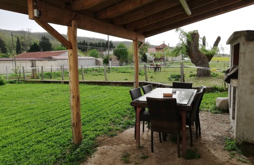Marcollin House | Maison au Cœur D'une Pension Équestre