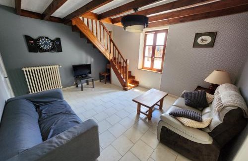 Le Dezert House | Maison au calme, idéalement située au centre du Cotentin