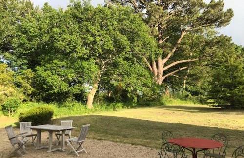 Pleumeur-Bodou House | Maison authentique - mer et campagne - 6 couchages ou 12 couchages