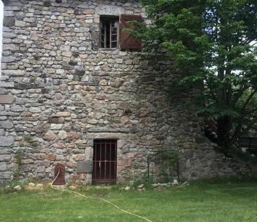 Borne House | Maison avec balcon à Borne, 70 m², 5 personnes avec jardin