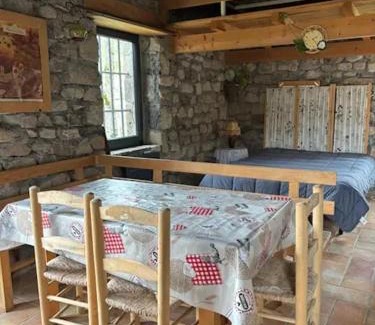Borne House | Maison avec balcon à Borne, 70 m², 5 personnes avec jardin