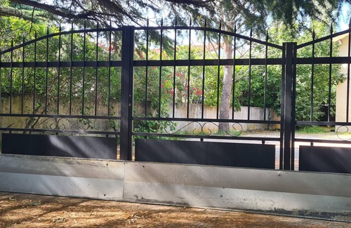Montelimar House | Maison Avec Jardin Clôt