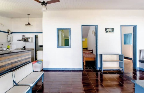Mangaratiba House | Maison Bleue sur la Plage, Grande Cour Arrière Devant la mer