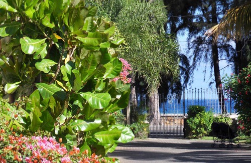 Flic-en-Flac House | 🏝 Maison Bord de mer & Piscine - Flic en Flac - Beachfront House with Pool