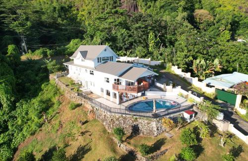Beau Vallon Apartment | Maison casuarinahill