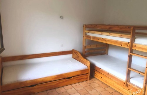 Ponteilla House | Maison Catalane Arboré, Piscine Privée, Paisible, Proche mer