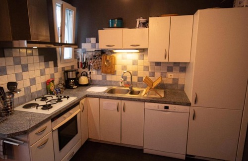 Besancon House | Maison chaleureuse 6, 8 personnes quartier Palente 3 chambres