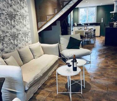 Bram House | Maison climatisée avec stationnement et wifi