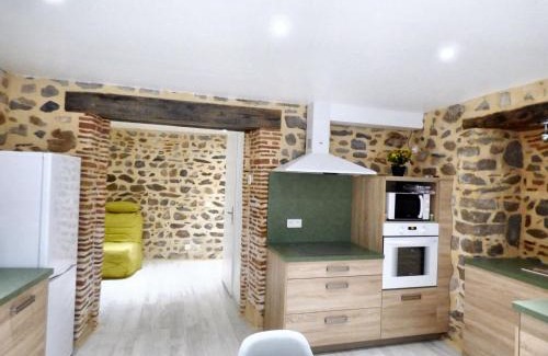 Brioude House | Maison confortable au cœur de Brioude avec parking privé.