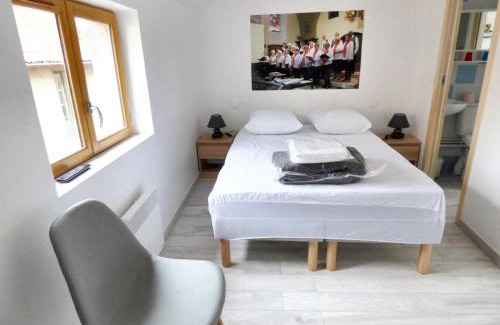 Brioude House | Maison confortable au cœur de Brioude avec parking privé.