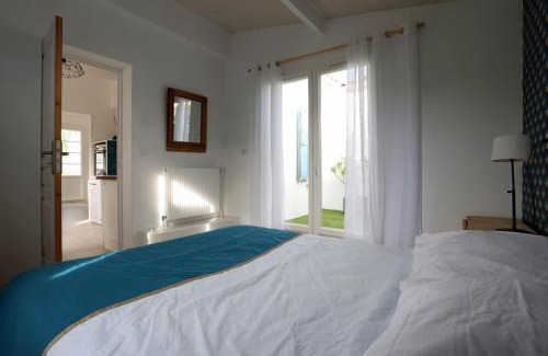 Le Grand-Village-Plage House | Maison cosy avec jardin proche plage et forêt