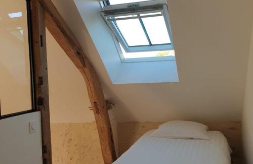 Bazouges-sur-le-Loir Bed & Breakfast | Maison d'hôtes près de La Flèche, adaptée PMR, animaux admis, petit-déjeuner inclus - FR-1-410-475