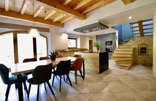 Peyrus House | Maison de Campagne au Pied du Vercors