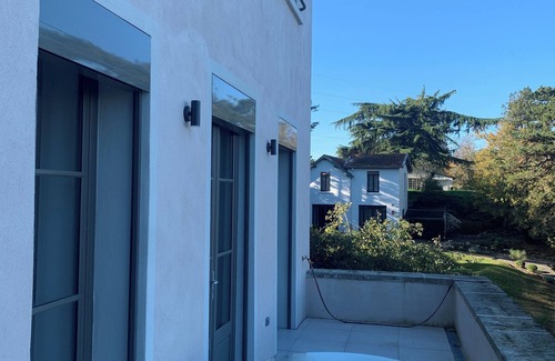 Vernay House | Maison de Charme Avec Terrasse et Jardin