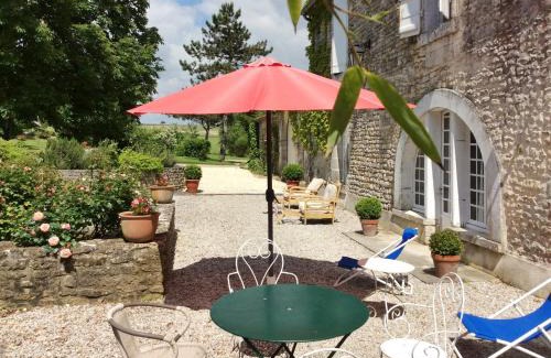 Julienne House | Maison de charme à Julienne + grand jardin