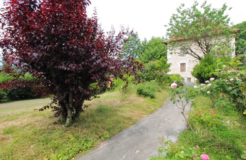 Yenne House | Maison de charme ancienne entre Lacs et Rhône