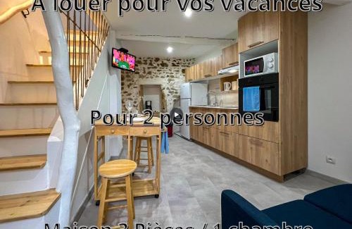 Saint-Genies-de-Fontedit House | Maison de Caractère rénovée avec gout pour 2 personnes