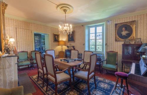 Largentiere Villa | Maison de Maître du domaine des Lys